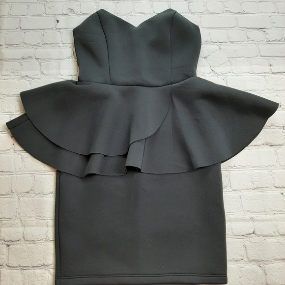 Bundle of 4 dresses - Picture 3 of 16